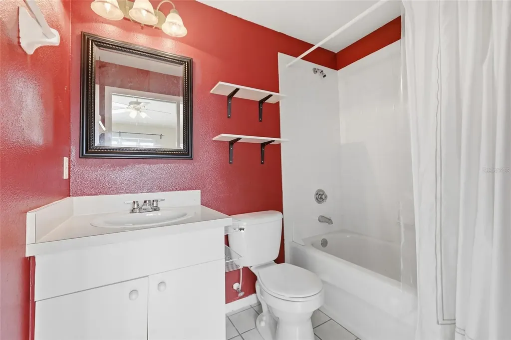 6998 Woodlake Drive Orlando FL 32810