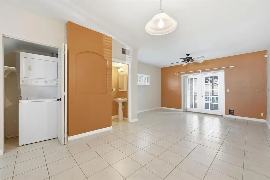 6998 Woodlake Drive Orlando FL 32810