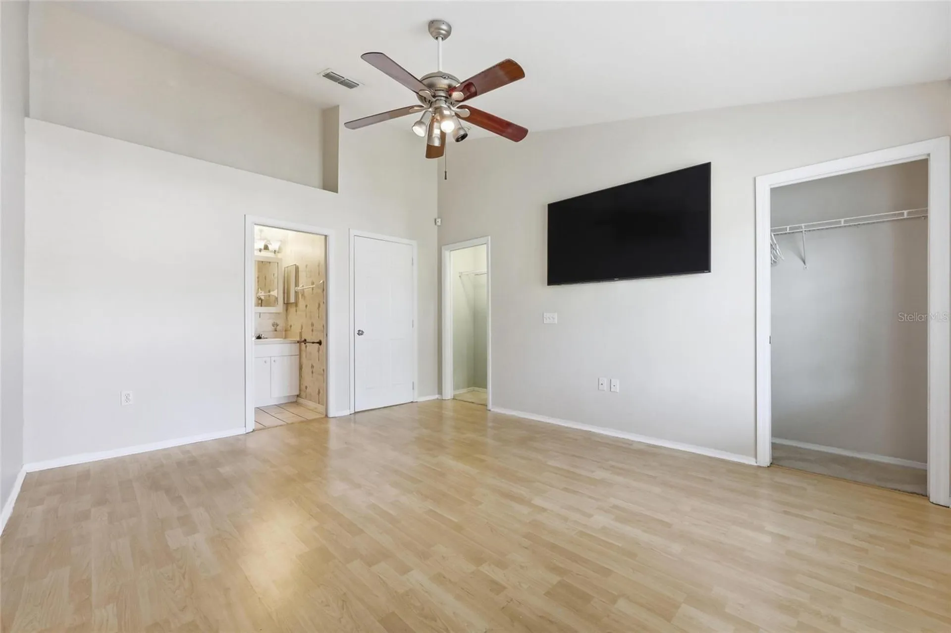 6998 Woodlake Drive Orlando FL 32810