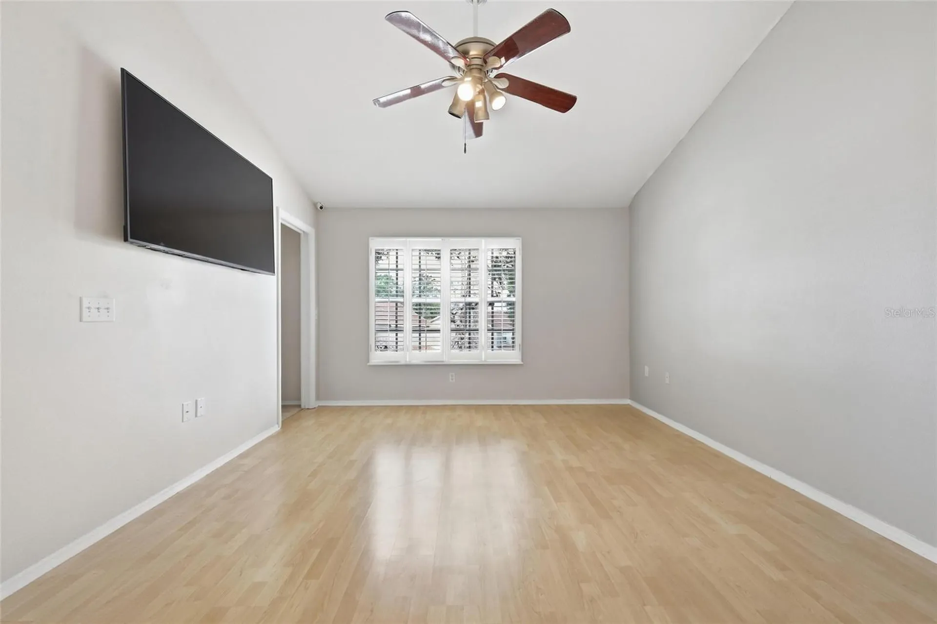 6998 Woodlake Drive Orlando FL 32810
