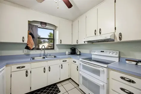 6319 NW 28th Terrace Gainesville FL 32653