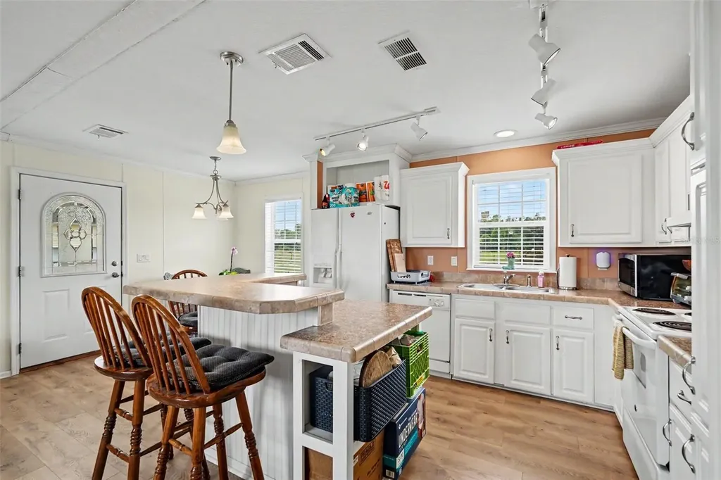 17161 Morris Bridge Road Thonotosassa FL 33592