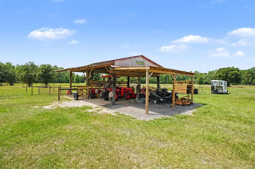 17161 Morris Bridge Road Thonotosassa FL 33592