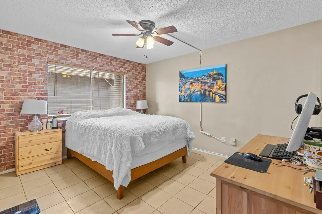 12102 Walden Woods Drive Orlando FL 32826
