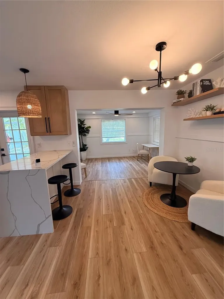 4227 Helena Street NE St Petersburg FL 33703