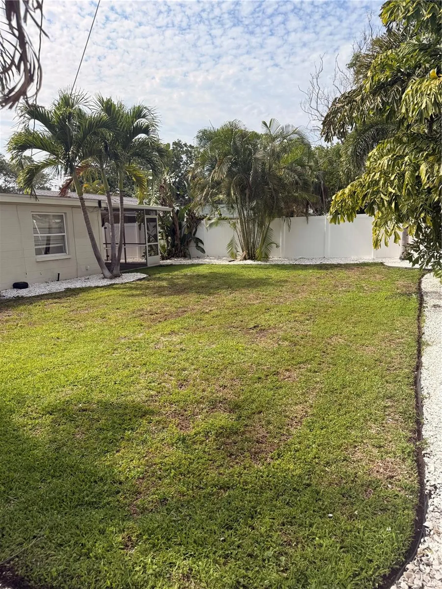 4227 Helena Street NE St Petersburg FL 33703