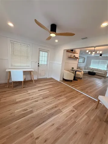 4227 Helena Street NE St Petersburg FL 33703