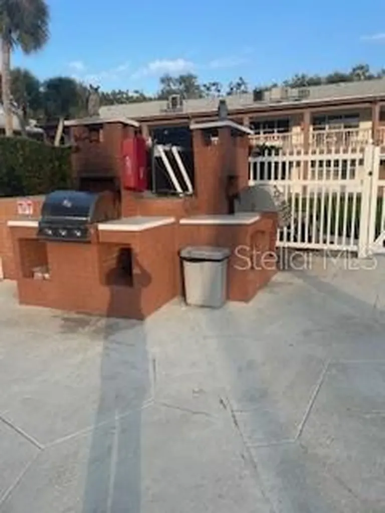 650 Pinellas Point Drive S St Petersburg FL 33705