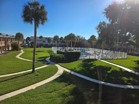 650 Pinellas Point Drive S St Petersburg FL 33705