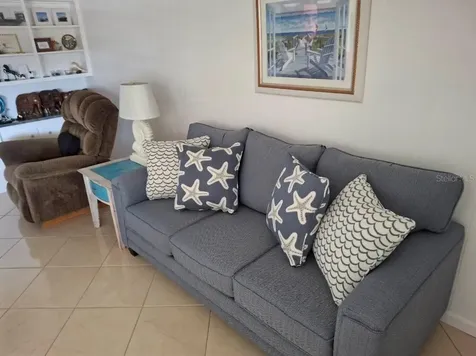650 Pinellas Point Drive S St Petersburg FL 33705