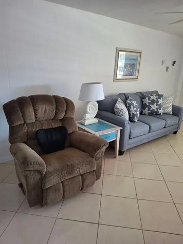 650 Pinellas Point Drive S St Petersburg FL 33705