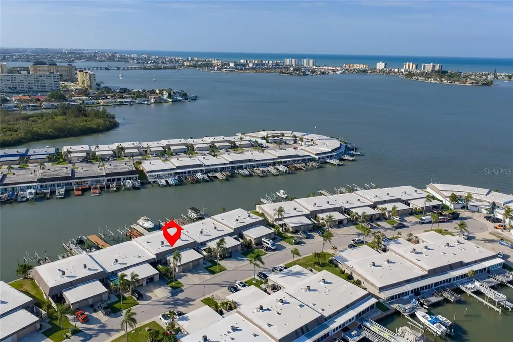 574 Boca Ciega Point Boulevard N St Petersburg FL 33708