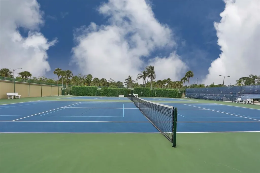 574 Boca Ciega Point Boulevard N St Petersburg FL 33708