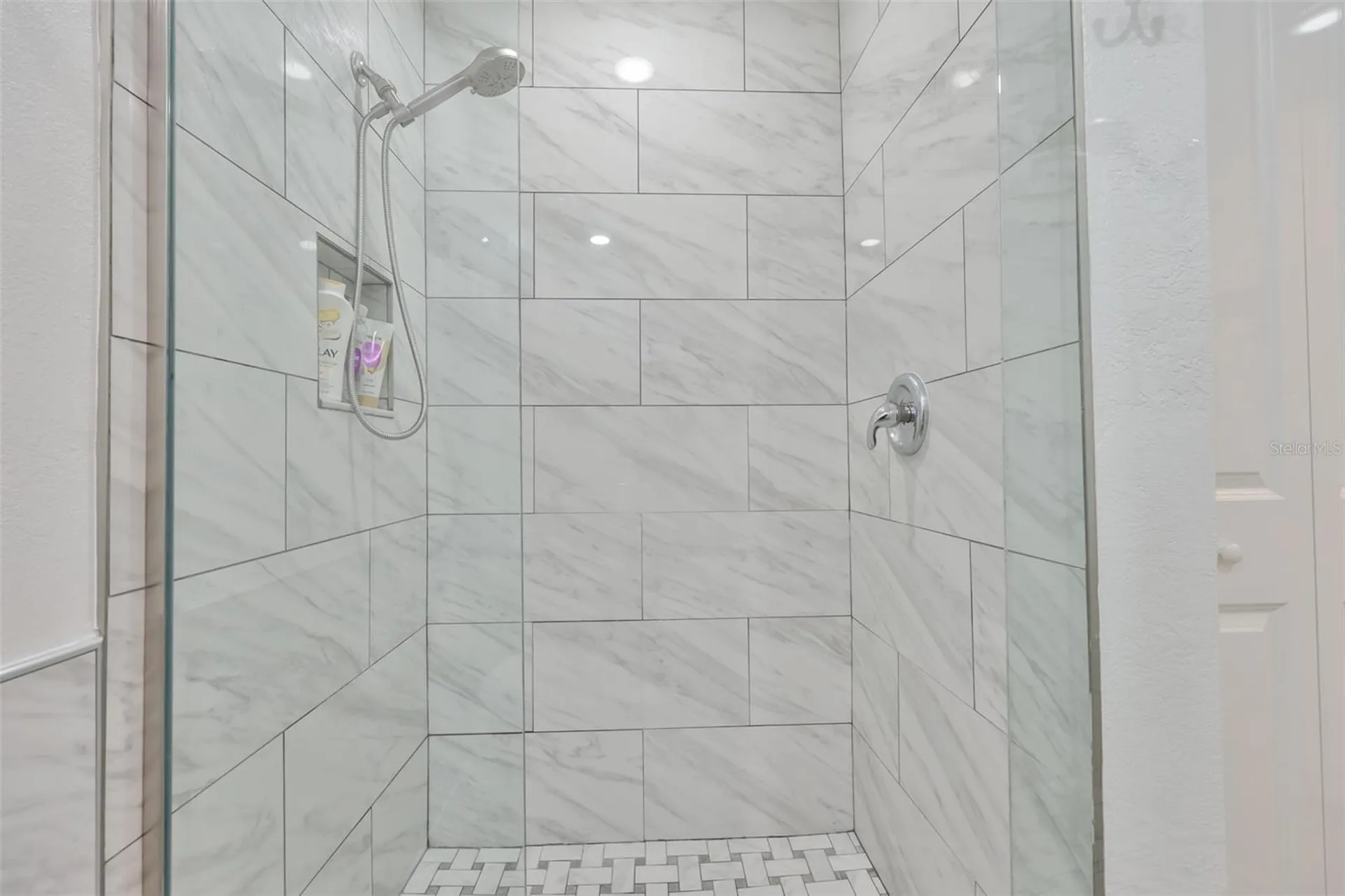 574 Boca Ciega Point Boulevard N St Petersburg FL 33708