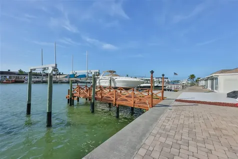 574 Boca Ciega Point Boulevard N St Petersburg FL 33708