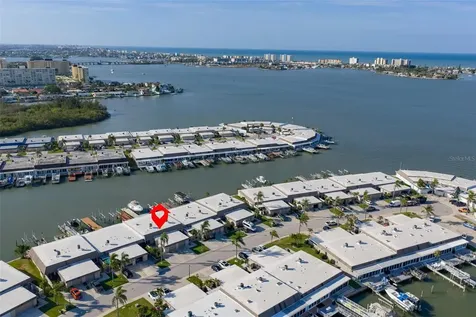 574 Boca Ciega Point Boulevard N St Petersburg FL 33708