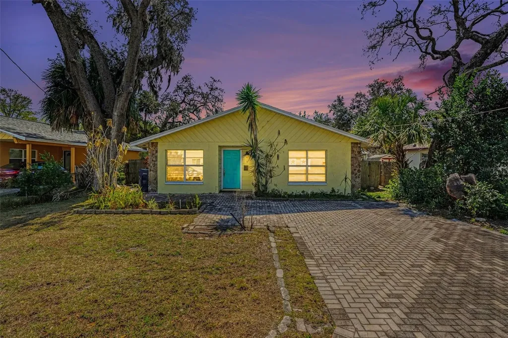 412 W Idlewild Avenue Tampa FL 33604