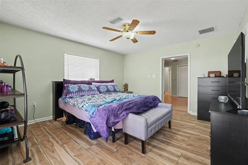 412 W Idlewild Avenue Tampa FL 33604