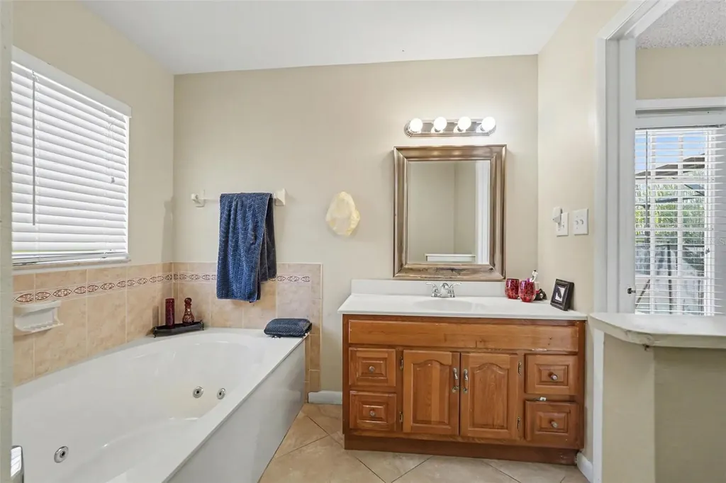 412 W Idlewild Avenue Tampa FL 33604