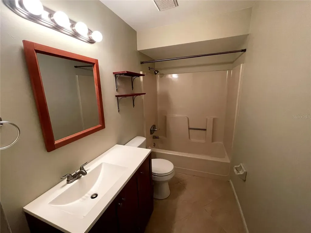 412 W Idlewild Avenue Tampa FL 33604