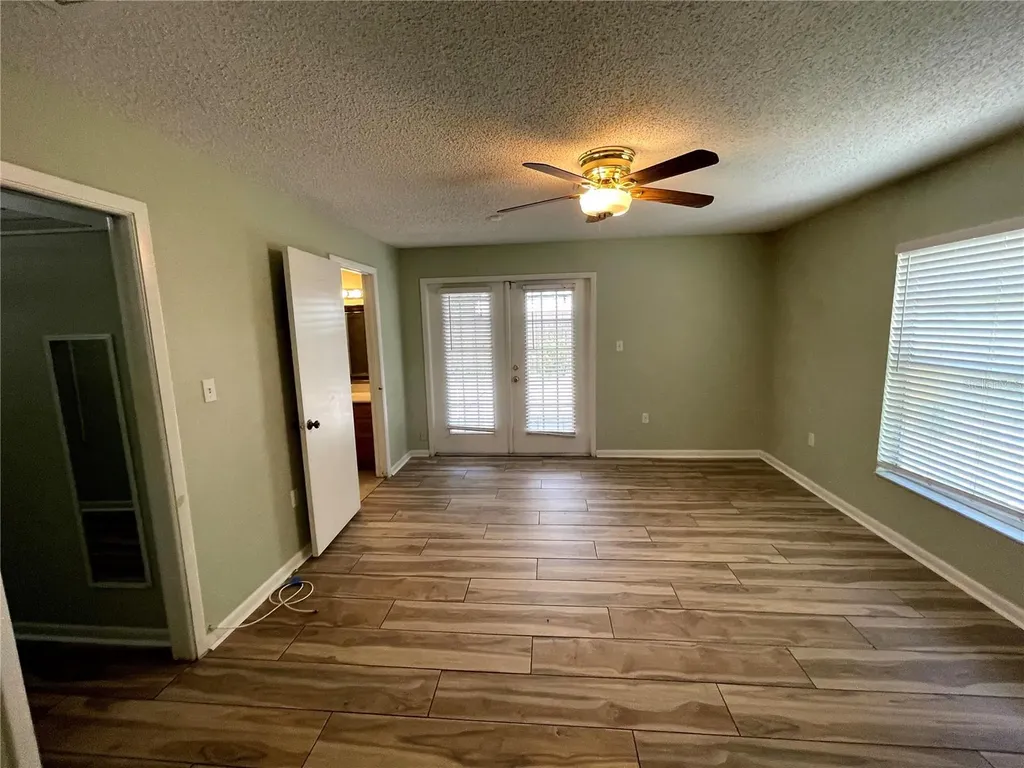 412 W Idlewild Avenue Tampa FL 33604