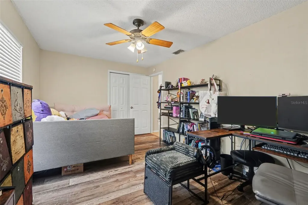 412 W Idlewild Avenue Tampa FL 33604