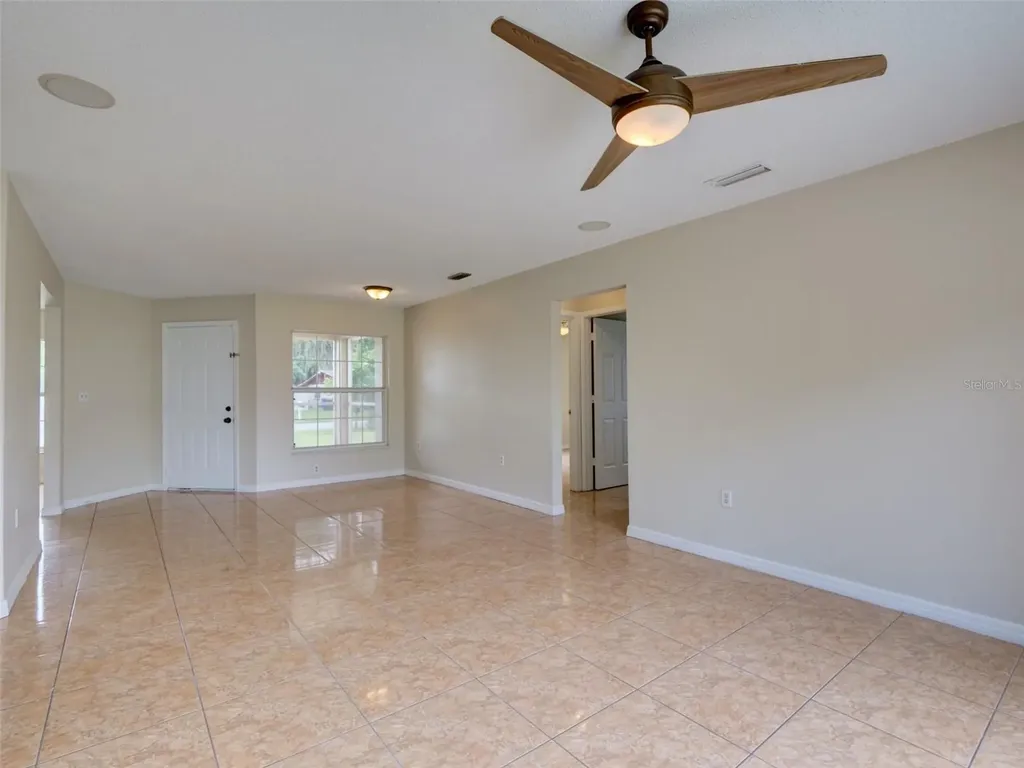 806 Illinois Avenue St Cloud FL 34771