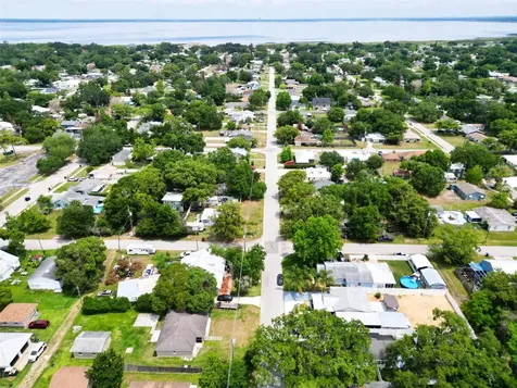 806 Illinois Avenue St Cloud FL 34771