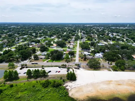 806 Illinois Avenue St Cloud FL 34771