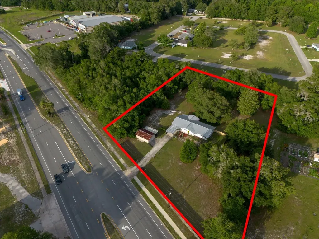 7803 SE Us Highway 301 Hawthorne FL 32640