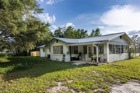 7803 SE Us Highway 301 Hawthorne FL 32640