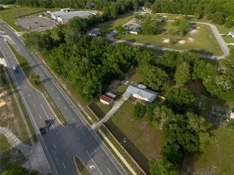 7803 SE Us Highway 301 Hawthorne FL 32640