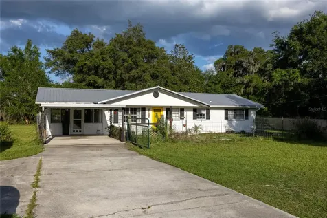 7803 SE Us Highway 301 Hawthorne FL 32640
