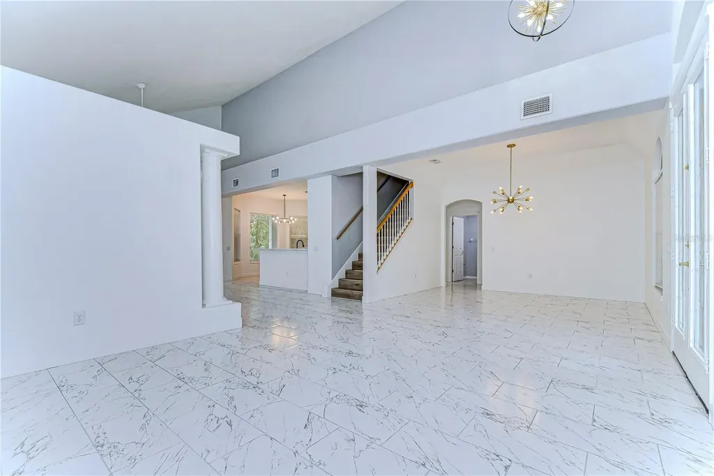 5103 Ashcrest Court Tampa FL 33647