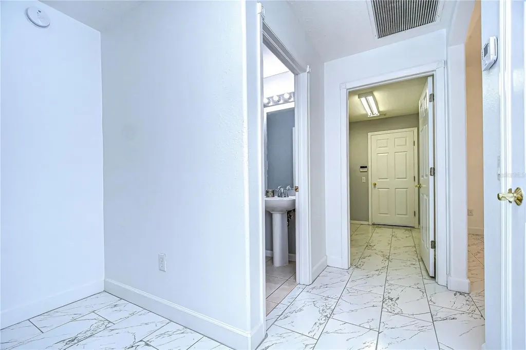 5103 Ashcrest Court Tampa FL 33647