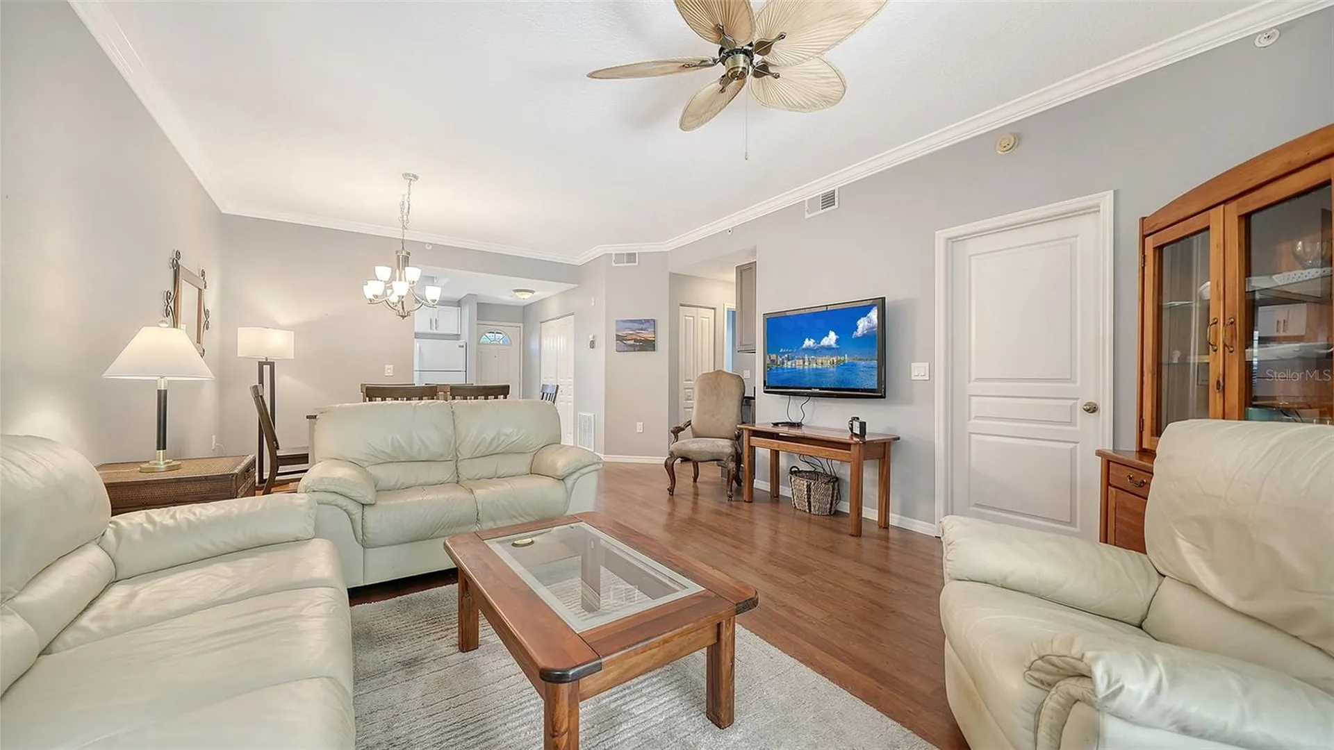 8355 Glenrose Way Sarasota FL 34238