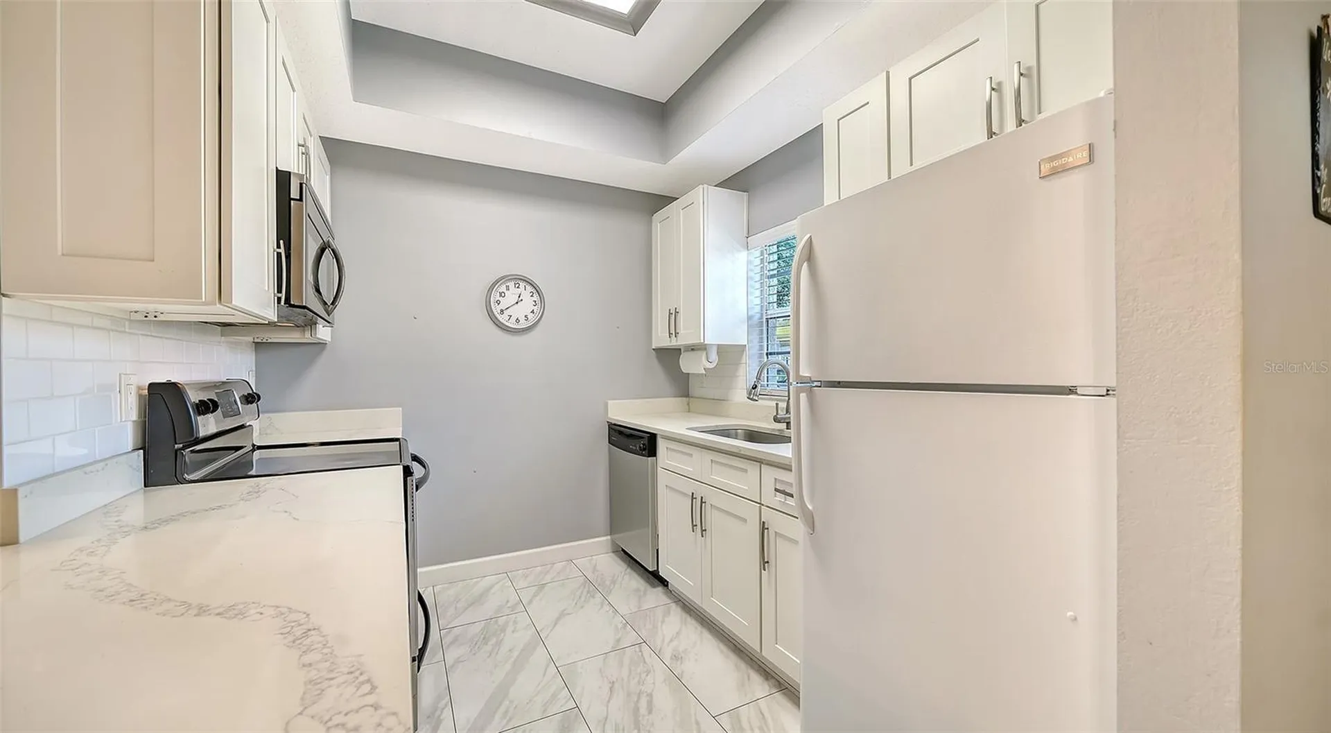 8355 Glenrose Way Sarasota FL 34238