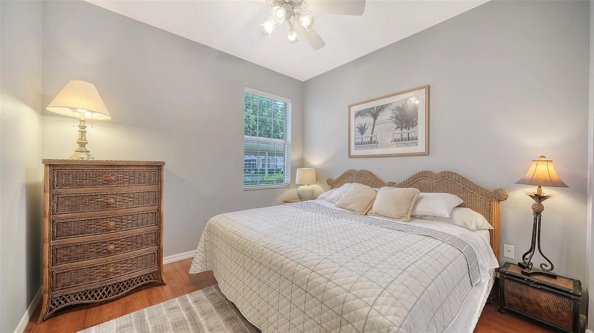 8355 Glenrose Way Sarasota FL 34238