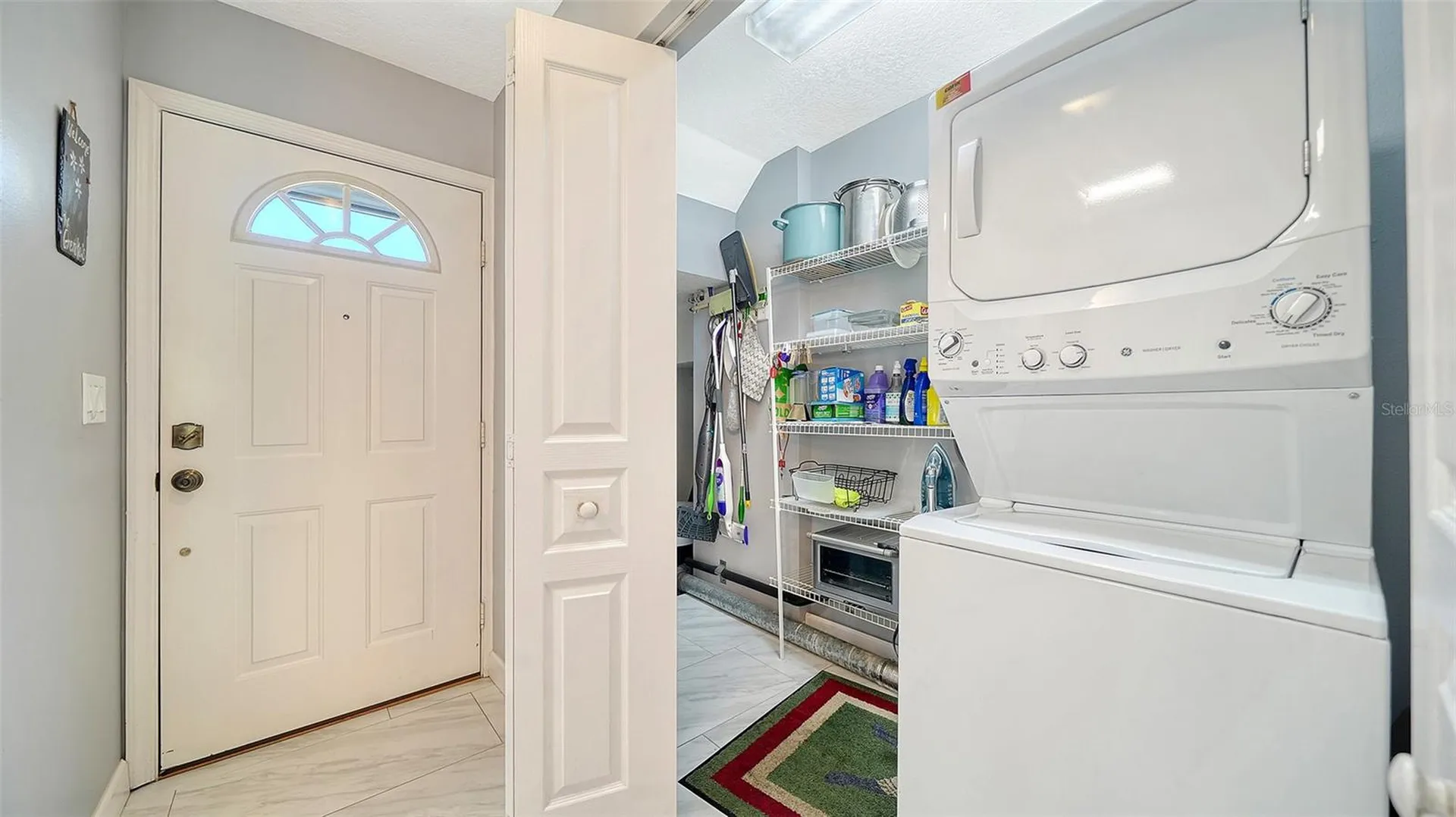8355 Glenrose Way Sarasota FL 34238
