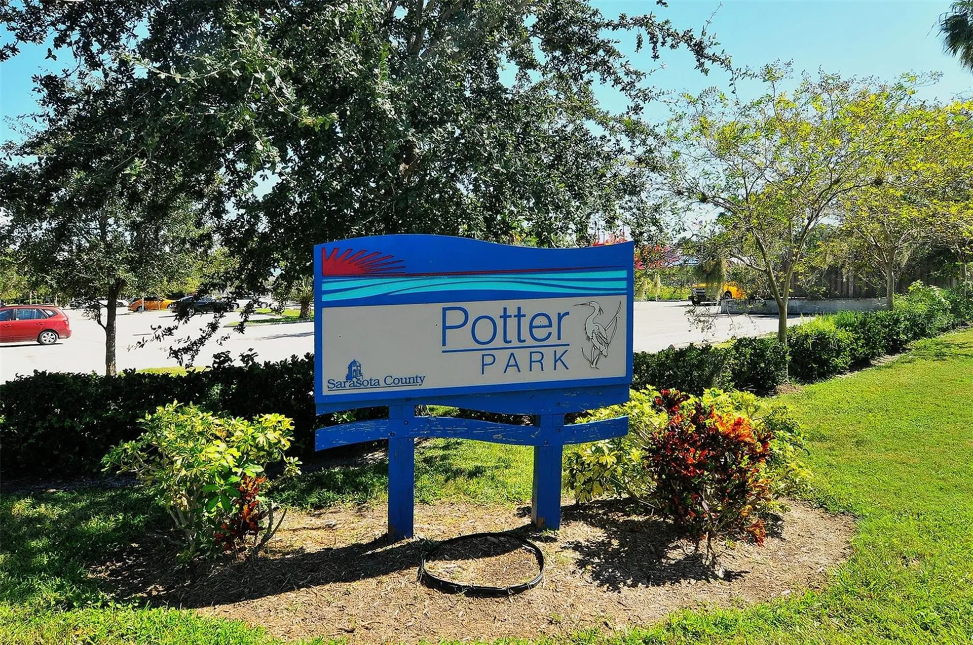 8355 Glenrose Way Sarasota FL 34238