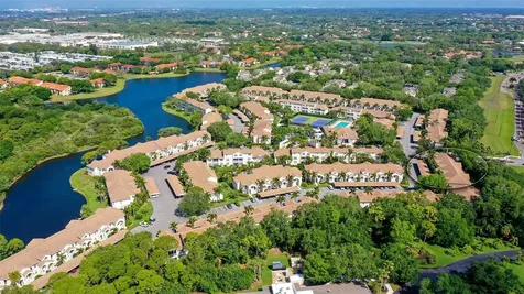 8355 Glenrose Way Sarasota FL 34238