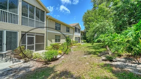 8355 Glenrose Way Sarasota FL 34238