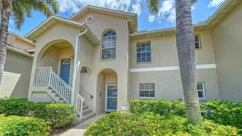 8355 Glenrose Way Sarasota FL 34238