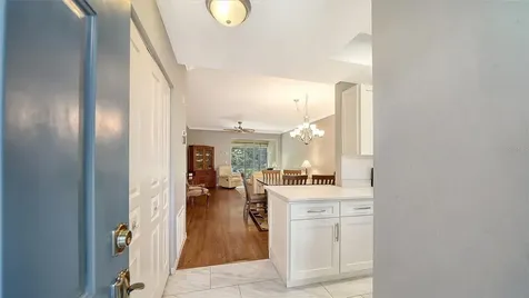 8355 Glenrose Way Sarasota FL 34238