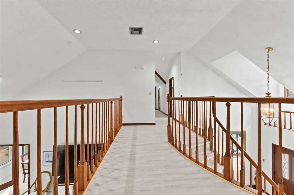 5750 Oak Hollow Lane Oviedo FL 32765