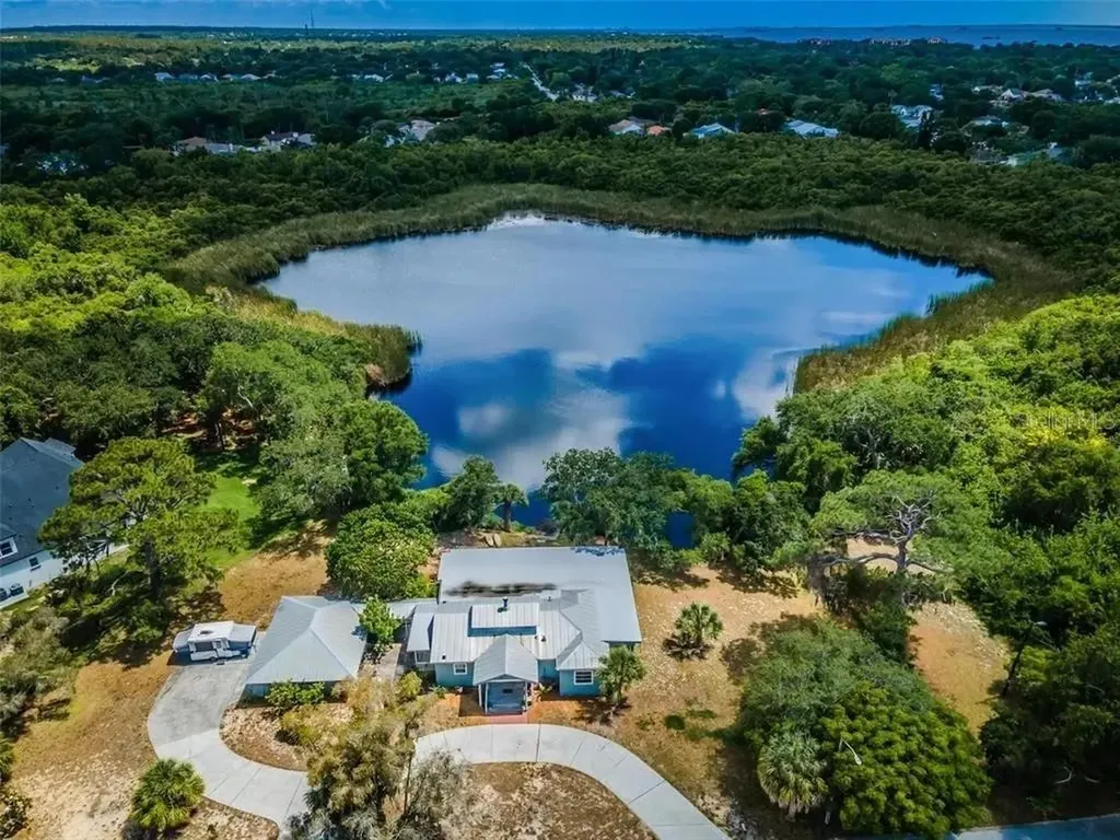 1105 Ashland Tarpon Springs FL 34689