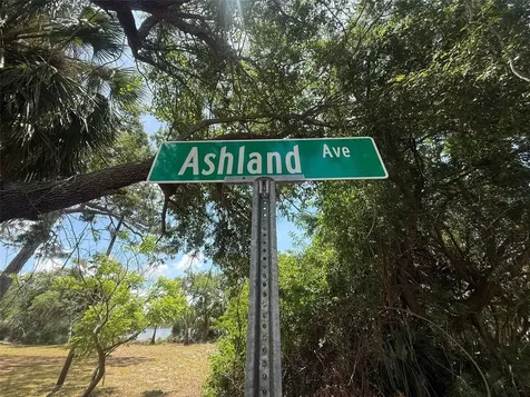1105 Ashland Tarpon Springs FL 34689