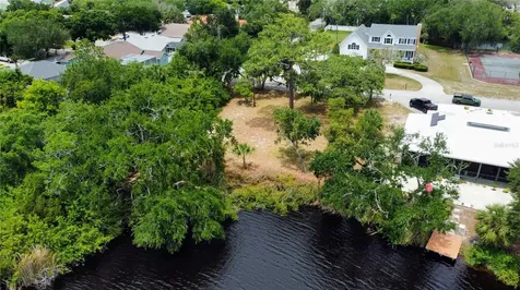1105 Ashland Tarpon Springs FL 34689