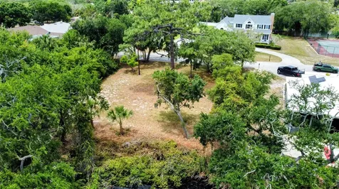 1105 Ashland Tarpon Springs FL 34689