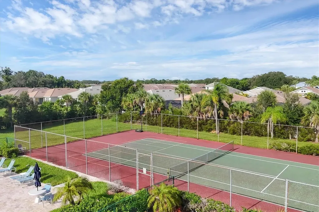 6628 Draw Lane Sarasota FL 34238